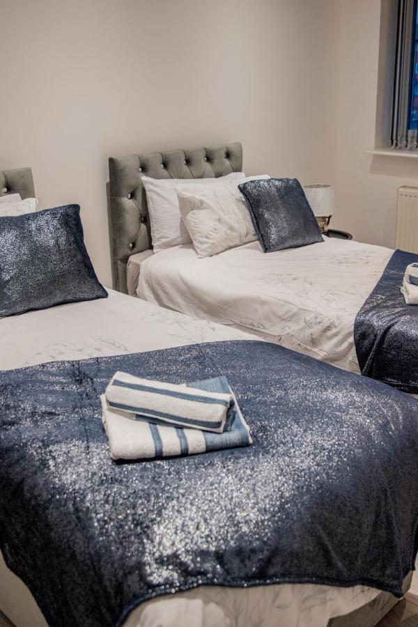 Bv Comfy Spacious 3 Bedroom House At Tatton Street Manchester Kültér fotó